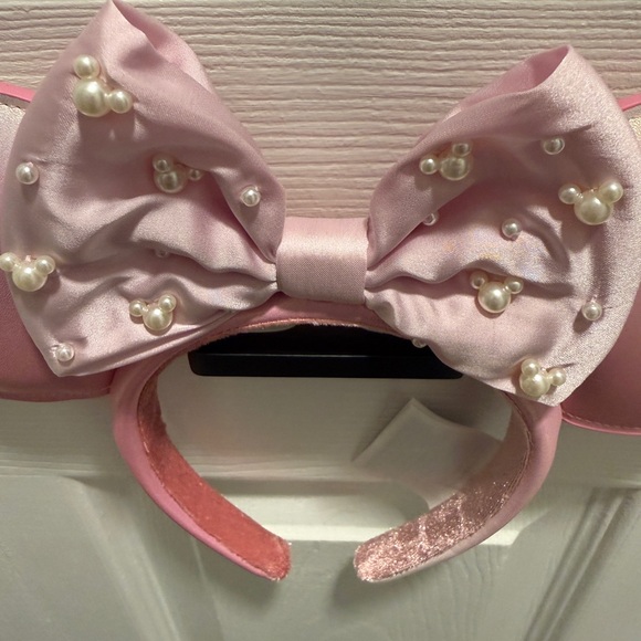 Pink Minnie Mouse Ears -NWOT - Picture 3 of 3